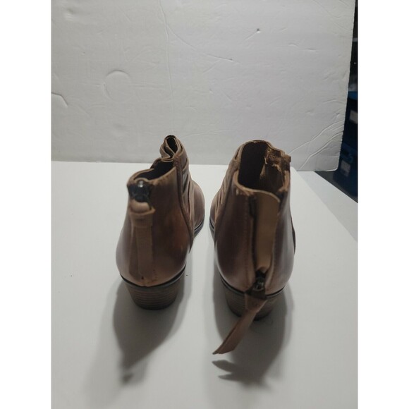 CLARKS Artisan Brown Leather Back Zip Ankle Boots Booties Size 7M - Picture 3 of 5